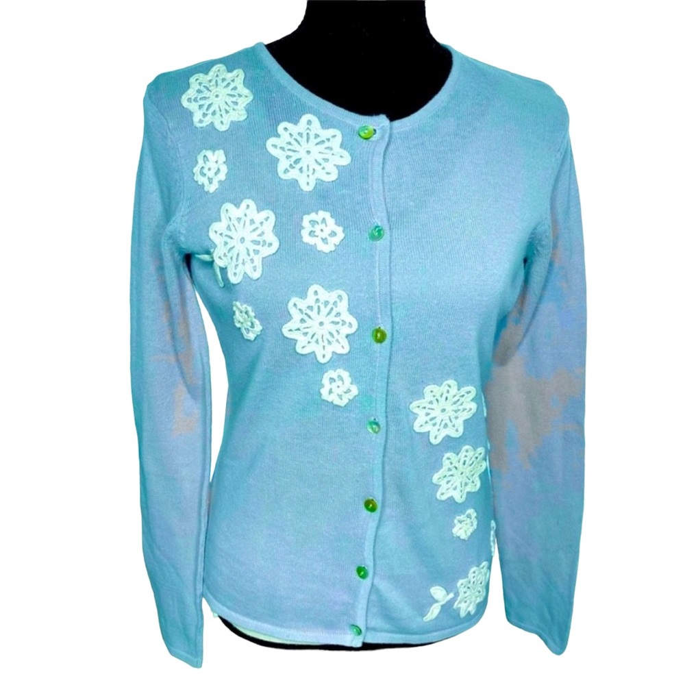 Light Blue Snowflake❄️Sweater, Small - Picture 7 of 7